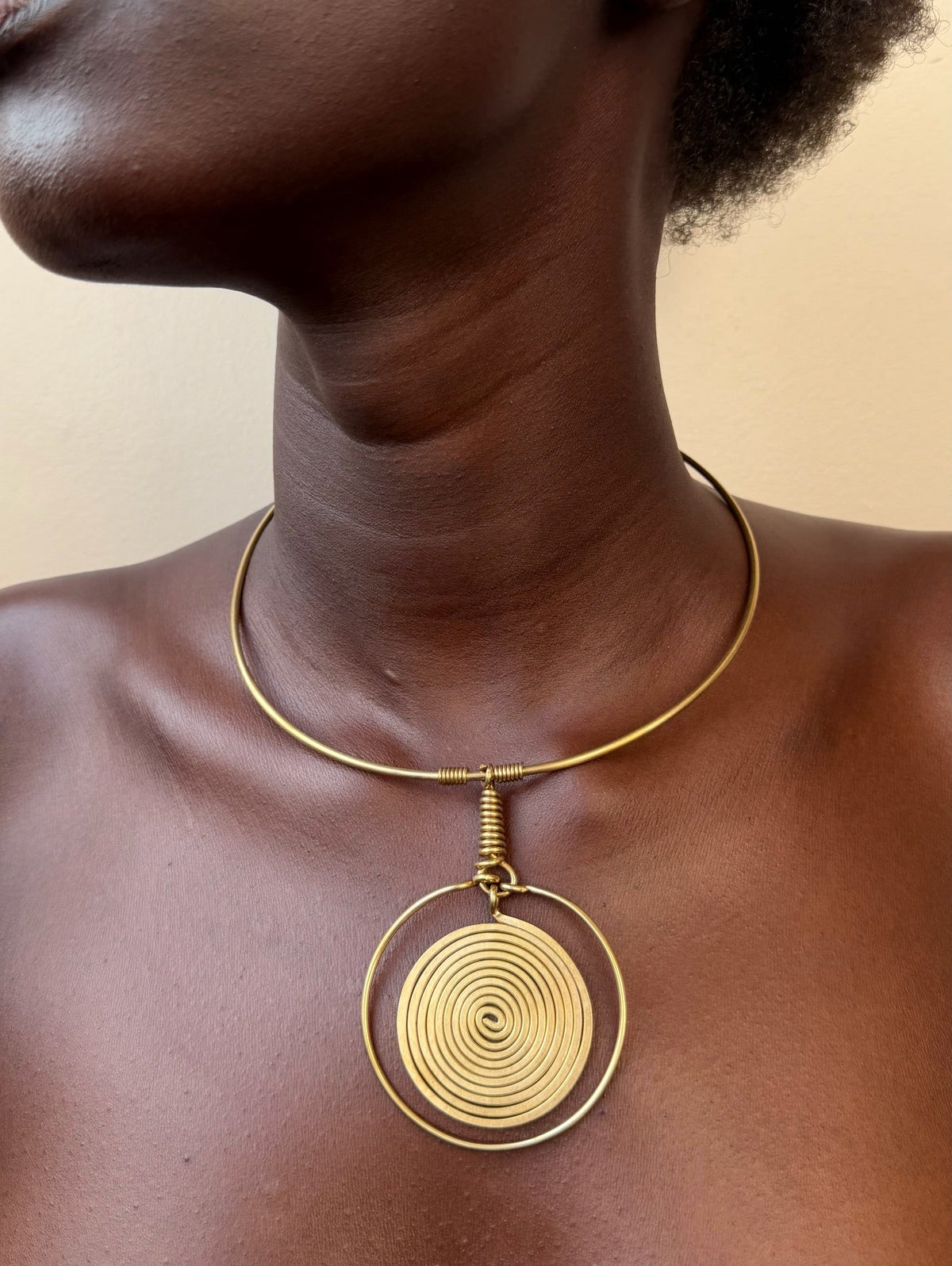 Sayari Neck Cuff