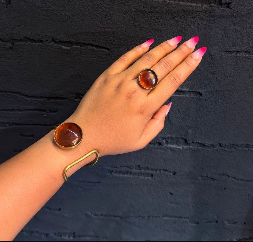 Amber Glass Set