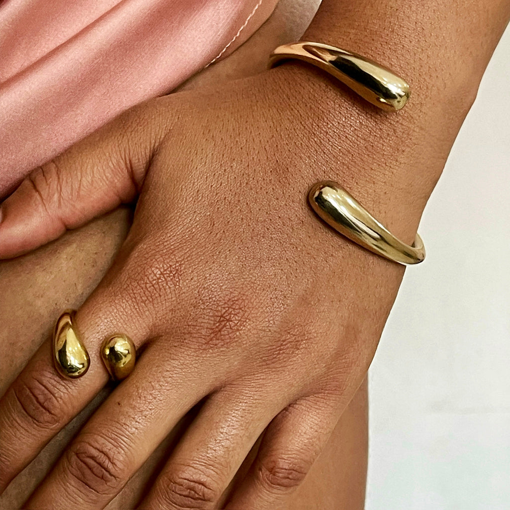 Sieku Twist Bangle