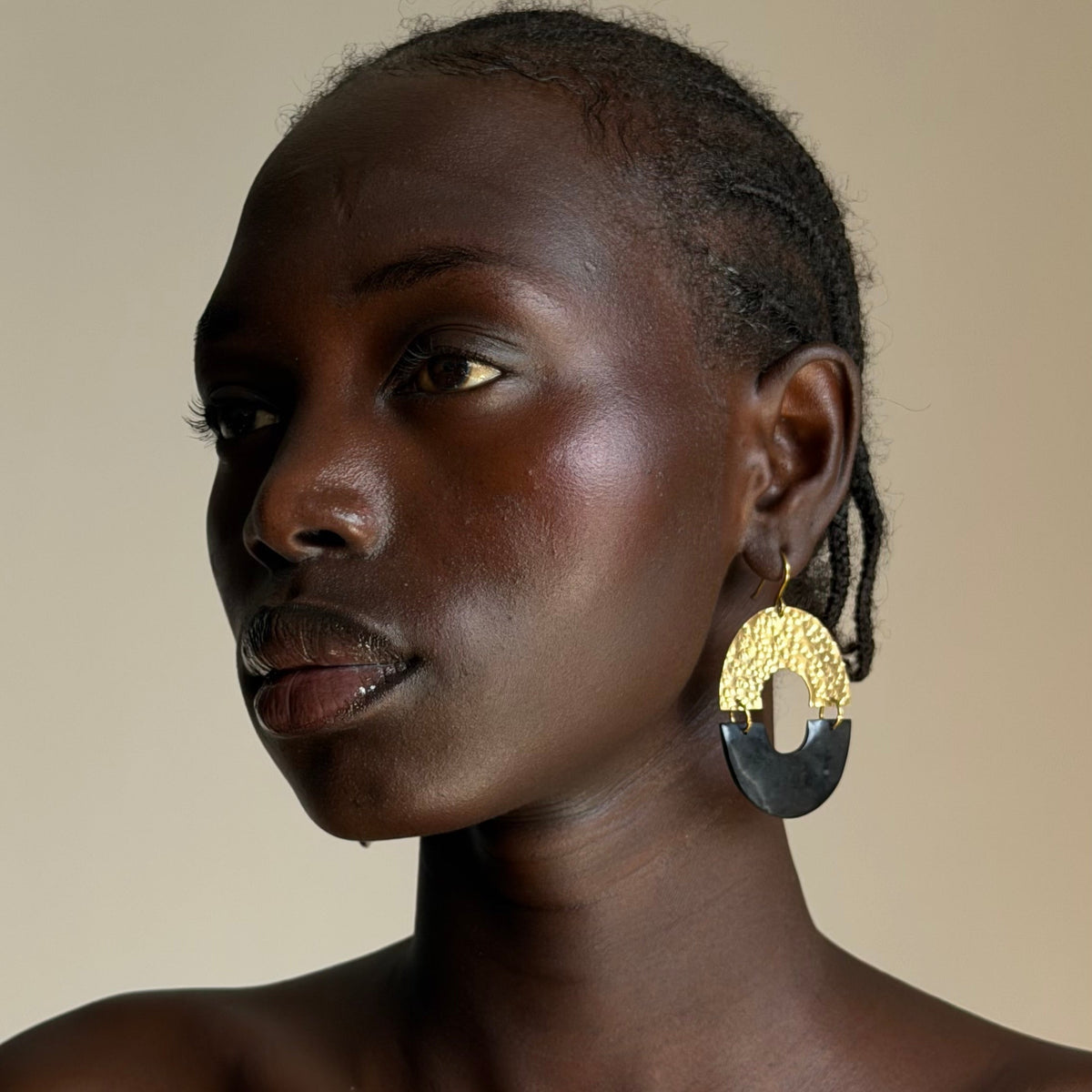 Suku cow horn earrings