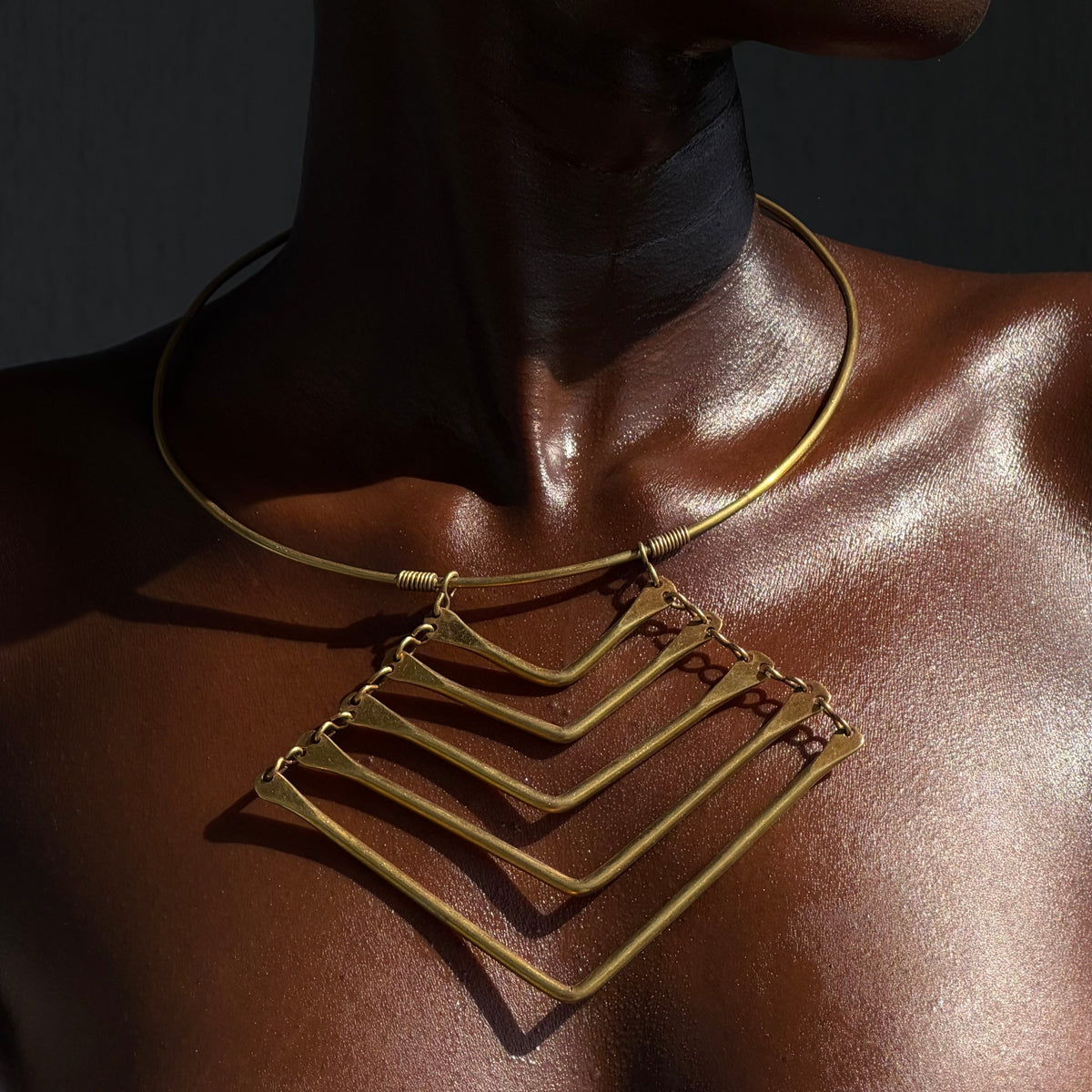 Jambo neck cuff