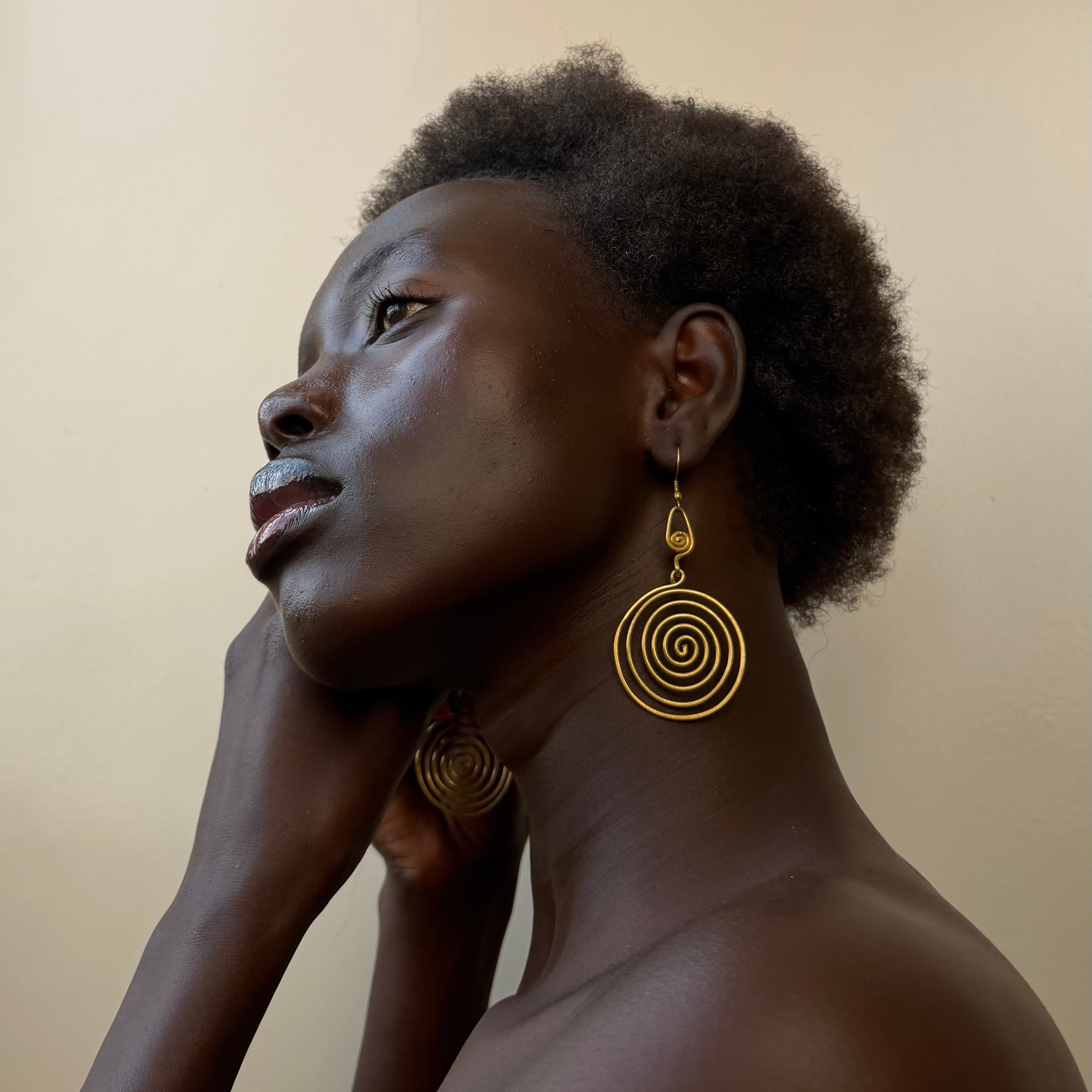 The mini Bahari spiral Earrings