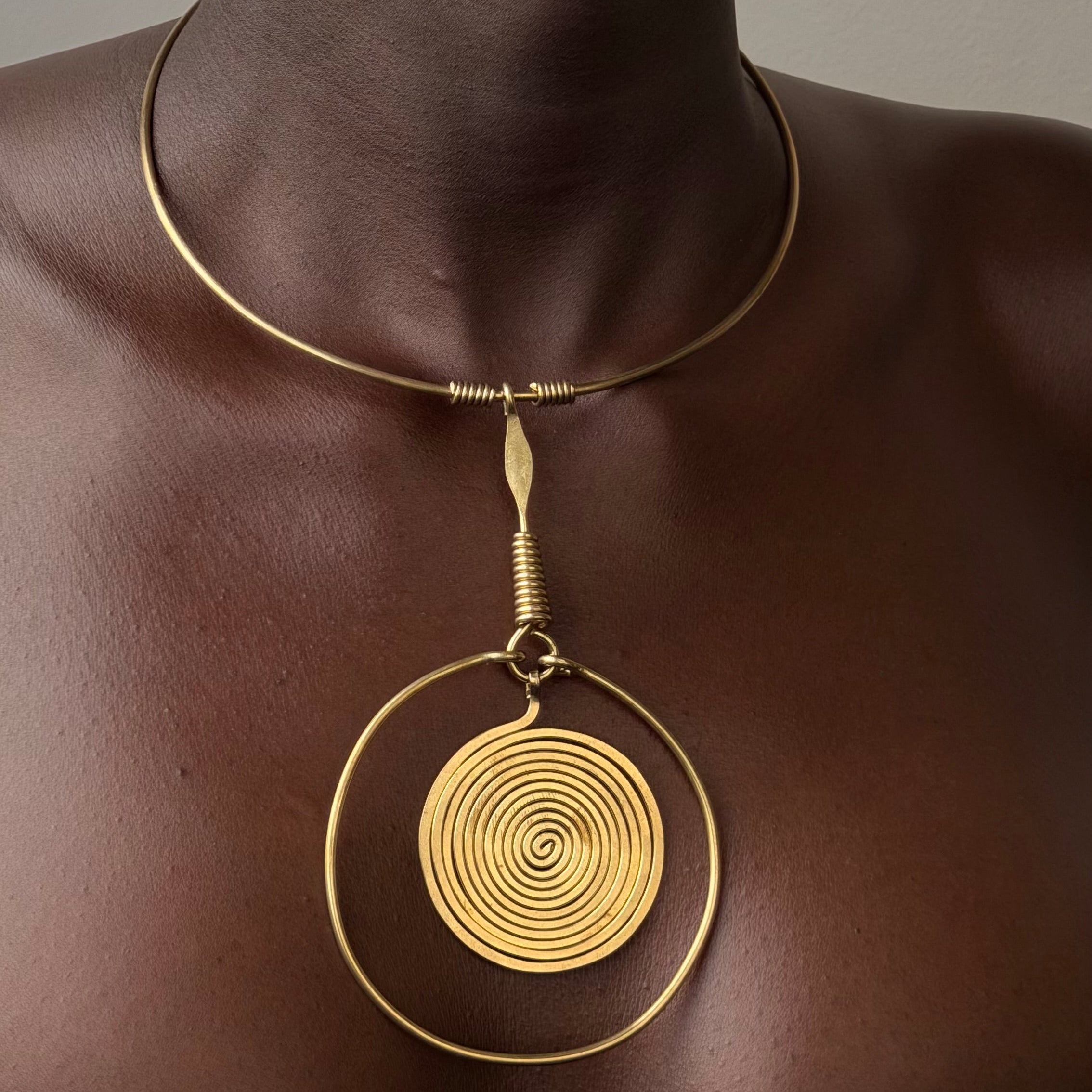 Ribavu Brass Neck Cuff