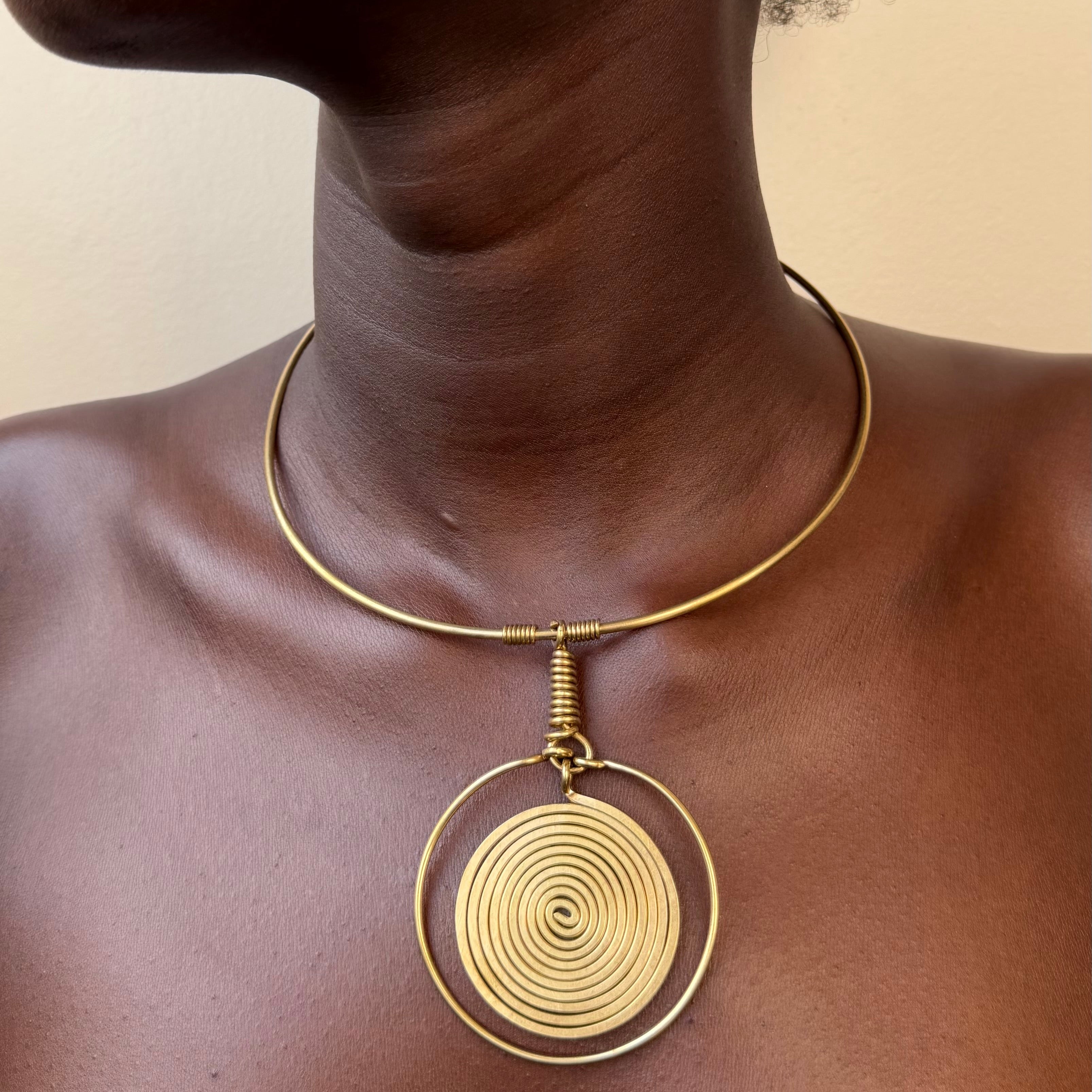 Ribavu Brass Neck Cuff