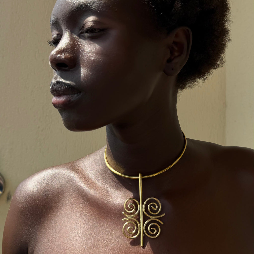 Dwennimmen Neck Cuff